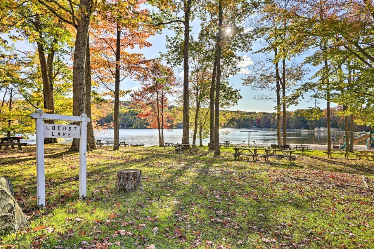 Poconos Vacation Walk To Locust Lake! Сasa de vacaciones